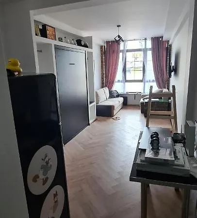 Apartamento Black Retro Flat